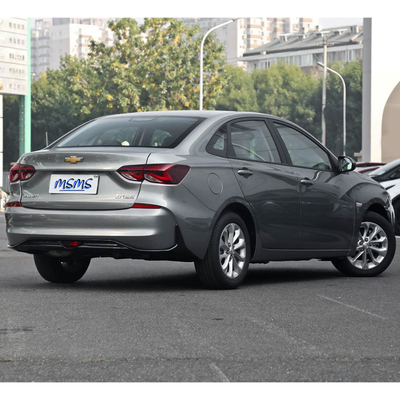 2023 Chevrolet Cruze Yue Xiang 1.5L Dual embreagem Carro de combustível LED Luz diurna para segurança