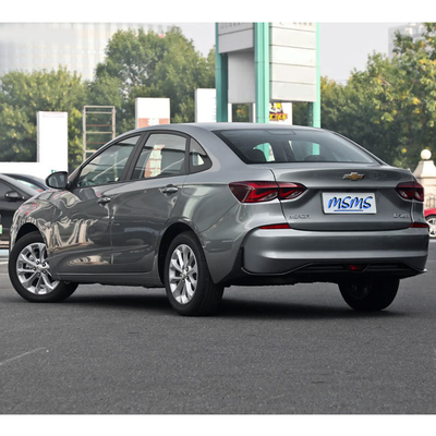 2023 Chevrolet Cruze Yue Xiang 1.5L Dual embreagem Carro de combustível LED Luz diurna para segurança