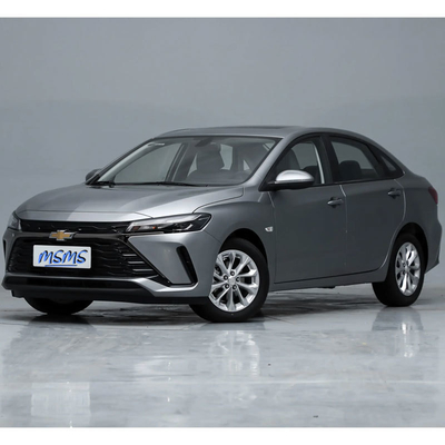 2023 2024 Chevrolet Cruze Yue Xiang 1.5L Dupla Embreagem Automóvel de gasolina ABS e desempenho