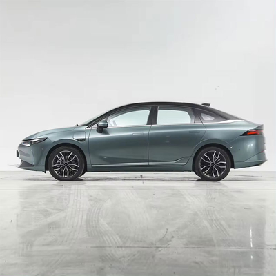 2024 Xpeng P5 pro 500km Limousine elétrico 4 portas 5 lugares xpeng Veículo elétrico Carro