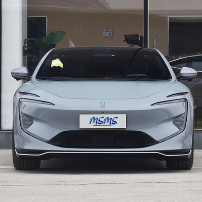 2024 Sedan elétrico de 4 portas e 5 lugares com autonomia de 12 650 km e velocidade máxima de 215 km/h