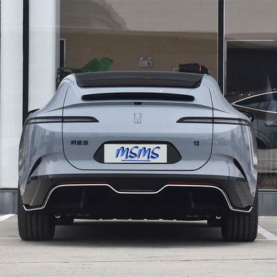 2024 Sedan elétrico de 4 portas e 5 lugares com autonomia de 12 650 km e velocidade máxima de 215 km/h