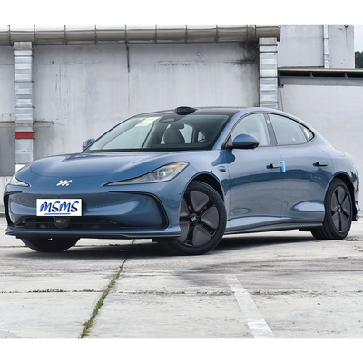 Carro desportivo 4WD de alta potência 618km Max Zhiji L6 Pure Electric 2160kg/2610kg Peso na curva