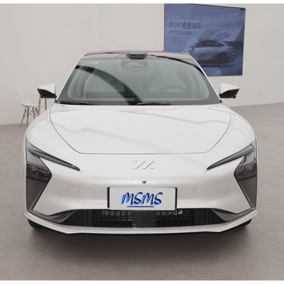 Zhiji IM L7 5 lugares carro elétrico com alcance de 708Km bateria de lítio ferro fosfato feito