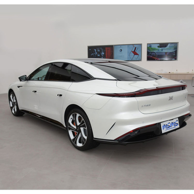 Zhiji IM L7 5 lugares carro elétrico com alcance de 708Km bateria de lítio ferro fosfato feito