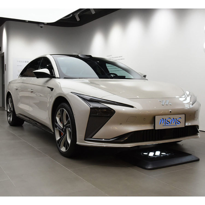 Zhiji IM L7 5 lugares carro elétrico com alcance de 708Km bateria de lítio ferro fosfato feito